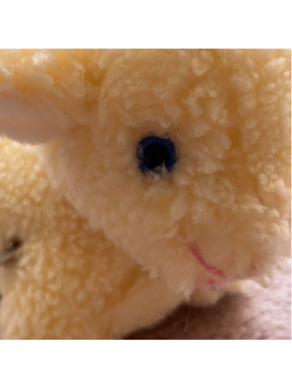 vintage 1980s Bantam musical wind-up plush lamb toy featuring textured cream fle - Picture 6 of 7